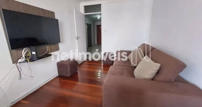 Apartamento com 3 quartos para alugar na Rua Piauí, 661, Pituba, Salvador