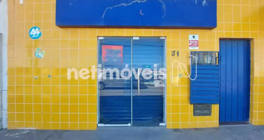 Casa comercial com 3 salas para alugar na Avenida Octávio Mangabeira, 31, Boca do Rio, Salvador