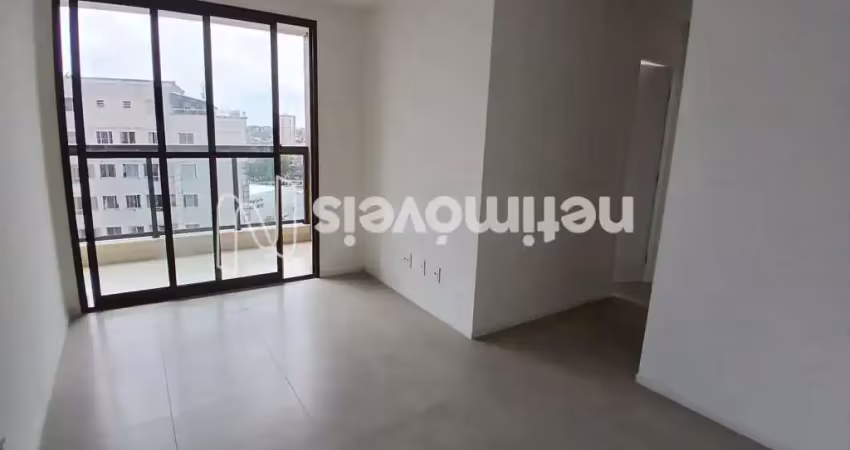 Apartamento com 2 quartos para alugar na Alameda Zulmira Ferreira, 28, Saboeiro, Salvador