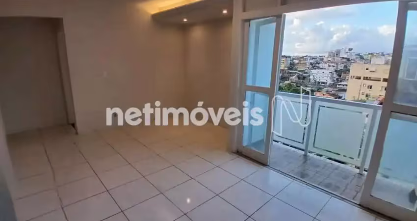 Apartamento com 3 quartos para alugar na Rua Clínio de Jesus, 682, Barbalho, Salvador