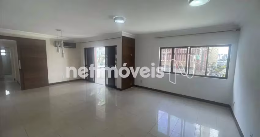 Apartamento com 4 quartos para alugar na Rua Altino Serbeto de Barros, 345, Pituba, Salvador