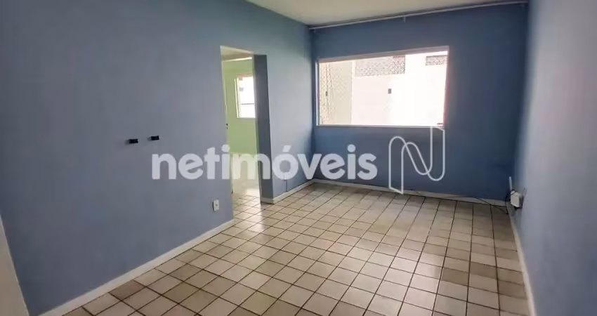Apartamento com 2 quartos para alugar na Rua Lívia Giffone, 348, Santa Teresa, Salvador