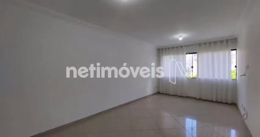 Apartamento com 3 quartos para alugar na Rua Professor Augusto Machado, 330, Amaralina, Salvador