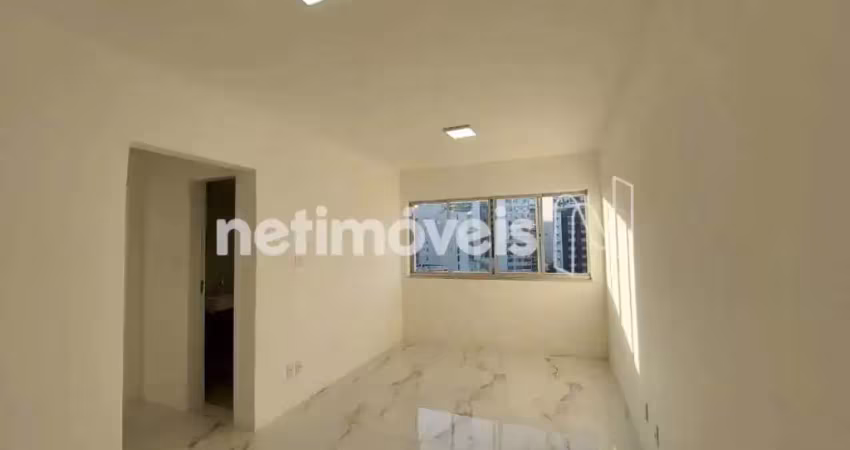 Apartamento com 2 quartos para alugar na Rua Cláudio Manoel da Costa, 154, Canela, Salvador