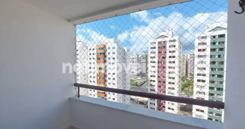 Apartamento com 3 quartos para alugar no Imbuí, Salvador 