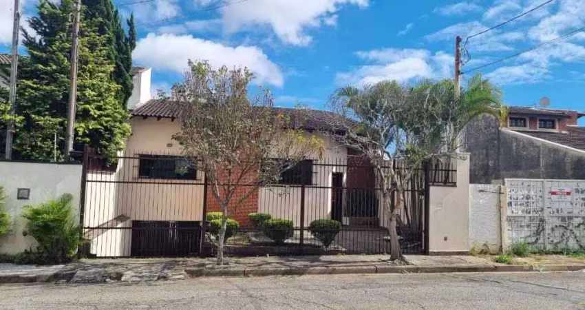 Casa com 4 quartos à venda na Vila Oliveira, Mogi das Cruzes 