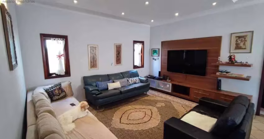 Casa com 5 quartos à venda na Vila Oliveira, Mogi das Cruzes 