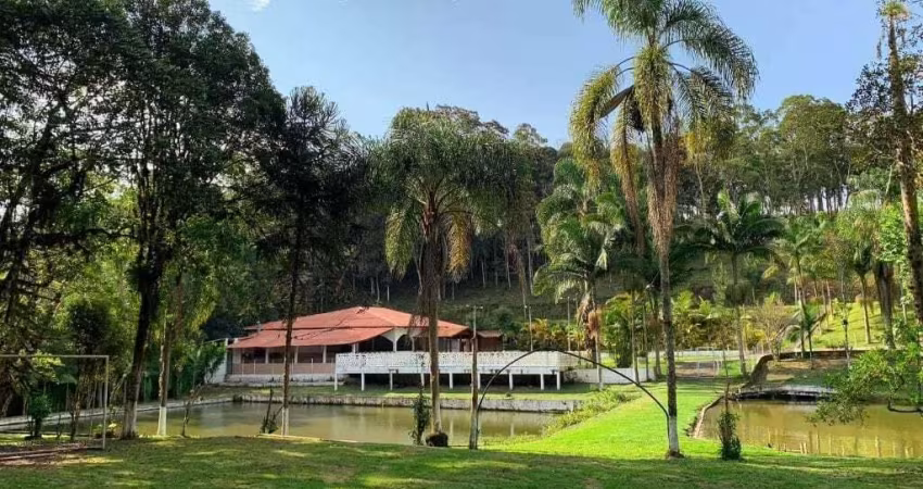 Chácara à venda em Mogi das Cruzes/SP
