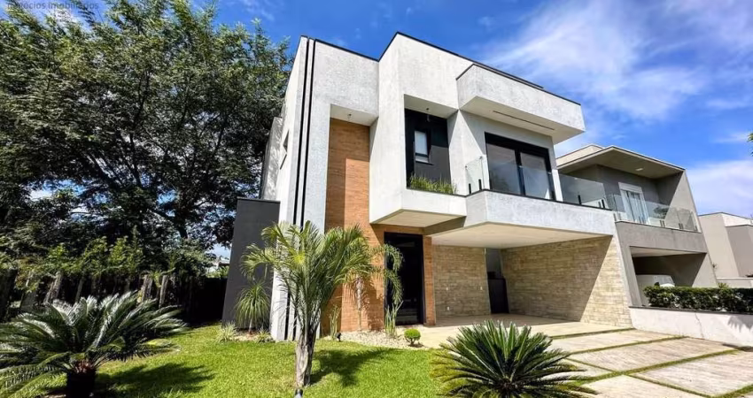 Bella Città - Casa no Condomínio Bella Città