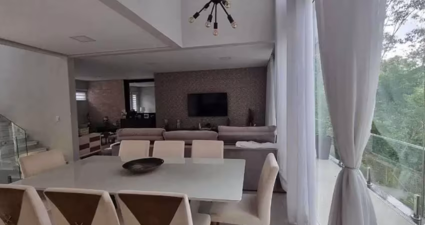 Casa com 3 quartos para alugar no Cézar de Souza, Mogi das Cruzes 