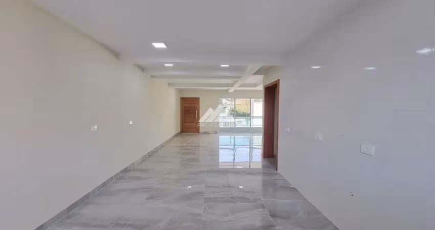Sobrado novo com 4 quartos 2 suítes 3 vagas com quintal e terraço á venda