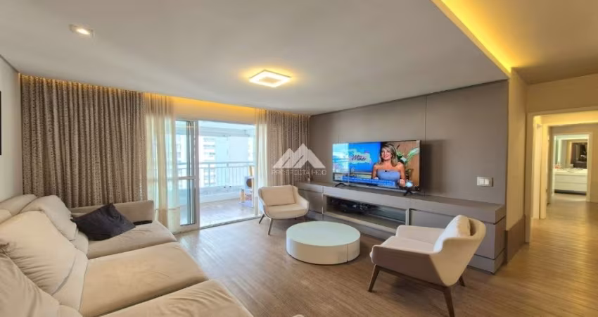 APARTAMENTO ENSOLARADO, MOBILIADO, COM 3 SUÍTES À VENDA