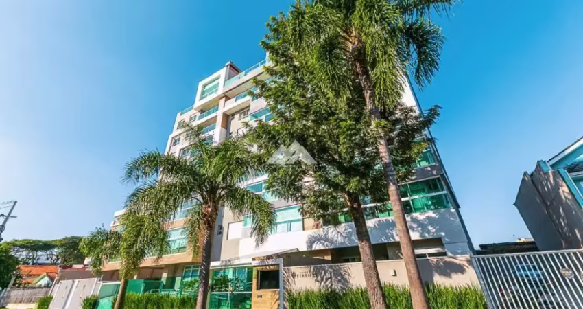 Apartamento mobiliado com 2 quartos sendo 1 suíte 2 vagas no portão