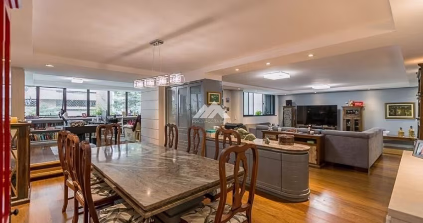 Amplo Apartamento à Venda - Batel - 240 m² Privativos