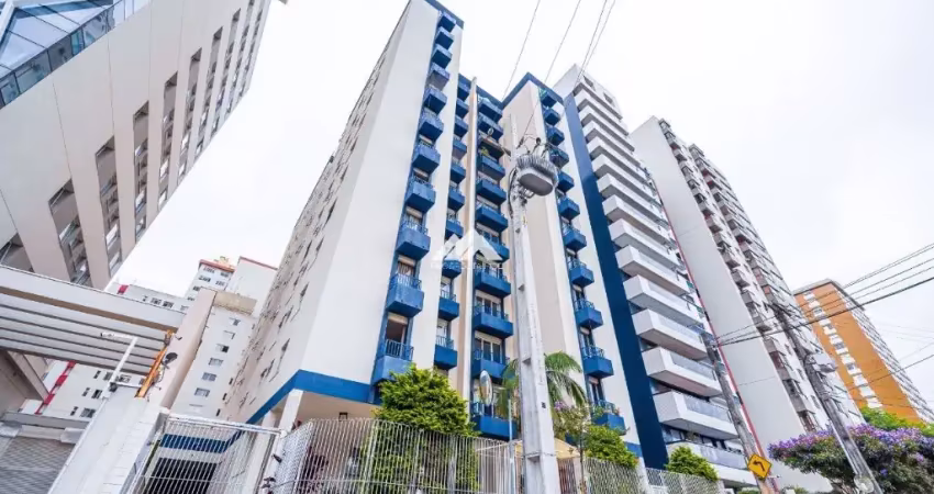 Apartamento ensolarado com 3 quartos com suíte e 1 vaga á venda no batel