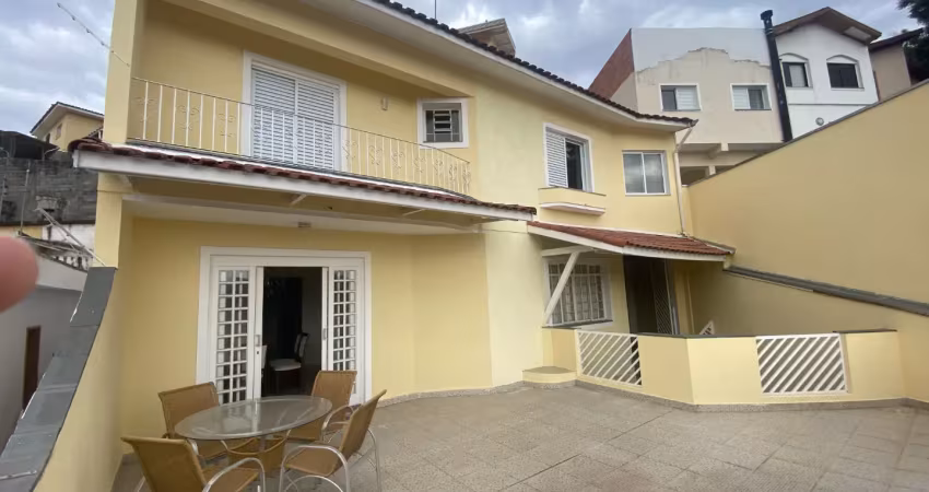 Sobrado ensolarado com excelente localização !próximo parque toronto com 4 vagas + escritório