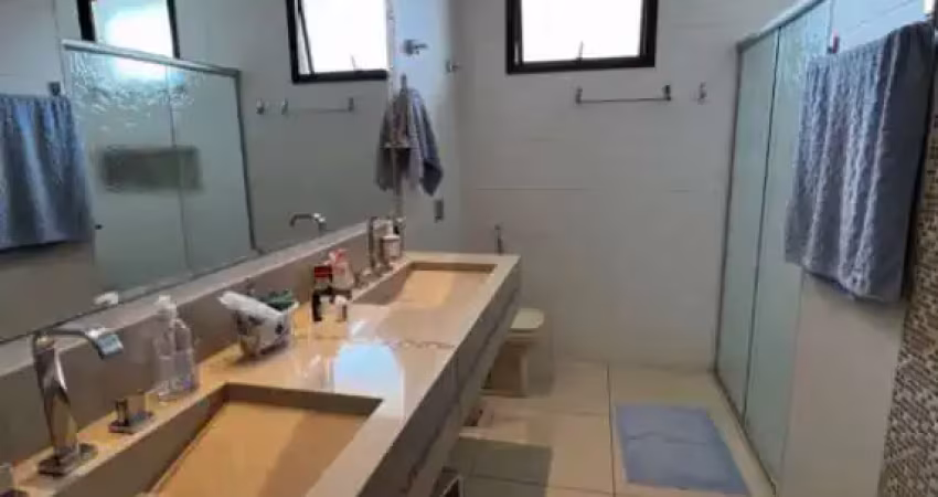 Casa com 4 quartos à venda na Rua Pioneira Victalina Delfante Castanha, 624, Jardim Itália, Maringá