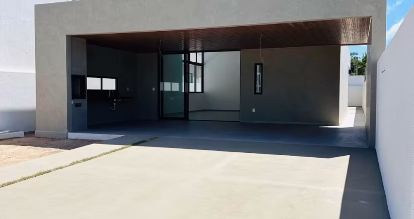 Linda casa em condomínio fechado na Massagueira