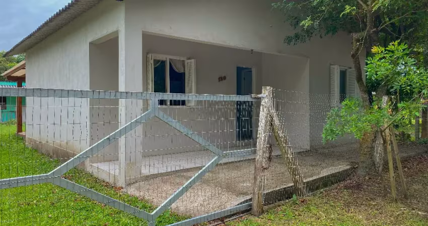Casa com 3 quartos à venda na Avenida Paraguassú, Mariluz (Distrito), Imbé