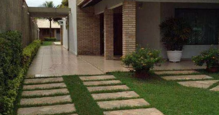 Sobrado com 6 dormitórios à venda, 602 m² por R$ 3.950. - Centro - Peruíbe/SP