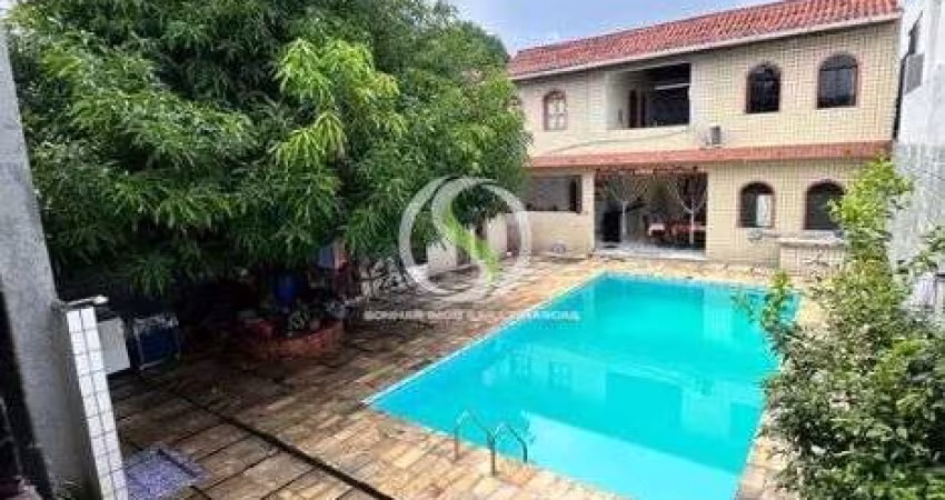GRANDE CASA À VENDA NO DOM PEDRO – FINANCIAMENTO ACEITO!