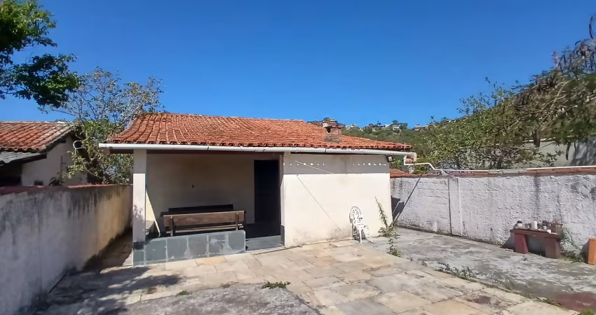 Casa com ótima vista para: lagoa, dunas e praia do peró.