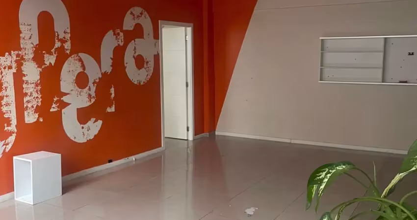 Sala comercial no segundo andar no centro de balneário camboriú