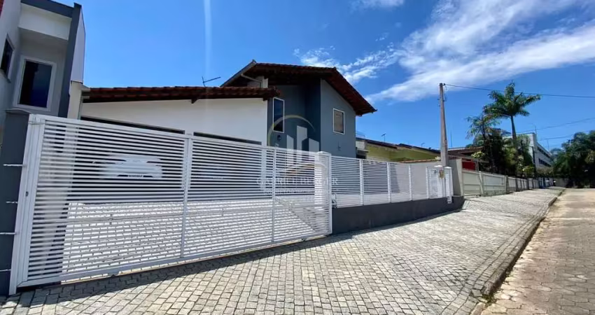 Casa com 3 quartos à venda no Santo Antônio, Joinville 
