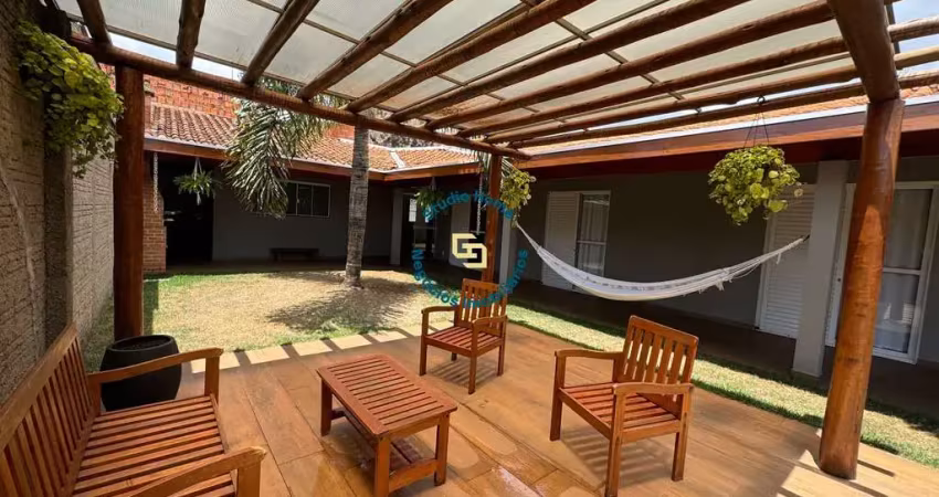 Casa em Jardim Santa Olívia II, Araras/SP