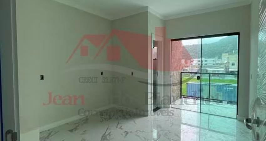 Sobrado disponível para venda no bairro Rio Pequeno