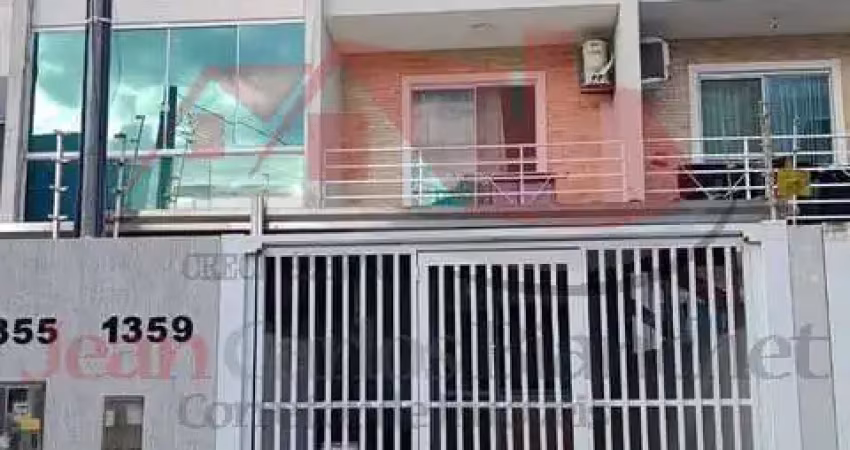 Casa com 2 quartos à venda na Rua Luxemburgo, Santa Regina, Camboriú