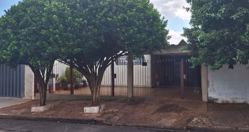 Casa 3 quartos com Edícula no Ipiranga