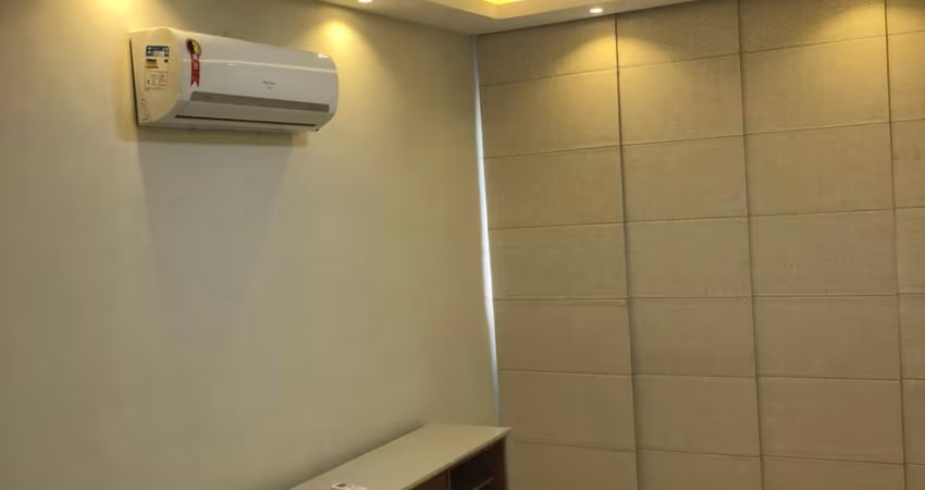 Apto 2 Quartos TODO REFORMADO