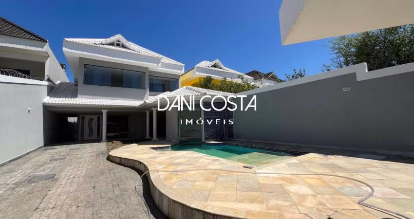 Casa no Condominio Vivendas do Sol, Recreio dos Bandeirantes, Rio de Janeiro - 4 quartos, 4 suítes, 2 salas, 4 banheiros, 2 vagas, 354m².