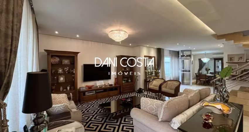 Casa de luxo em condomínio Del Lago na Barra da Tijuca: 4 quartos, 4 suítes, 3 salas, 6 banheiros, 3 vagas de garagem, 473m² - Rio de Janeiro-RJ.