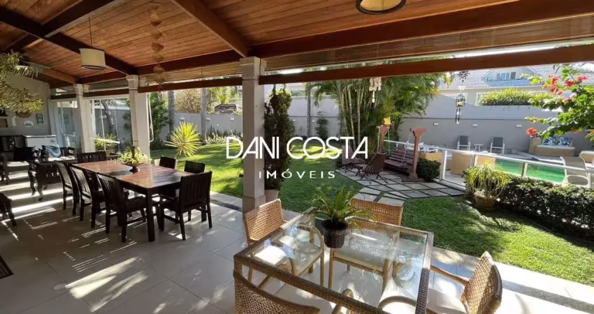 Casa no condomínio  santa monica jardins na barra da tijuca - 5 quartos, 5 suítes, 3 salas, 5 vagas - rio de janeiro-rj