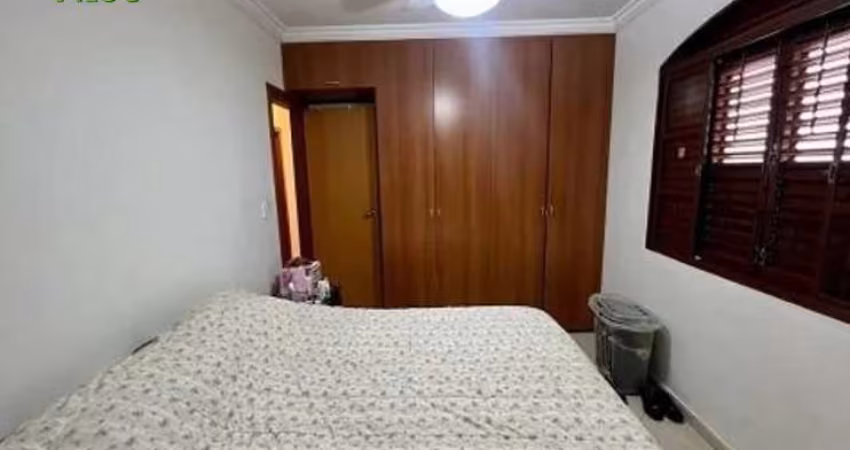 Casa com 5 quartos à venda na Rua dos Advogados, --, Alípio de Melo, Belo Horizonte