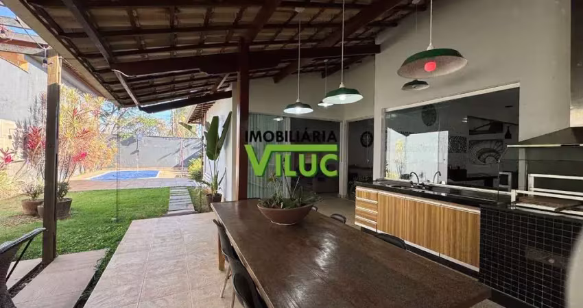 Casa com 4 quartos à venda na Rua Istambul, --, Trevo, Belo Horizonte
