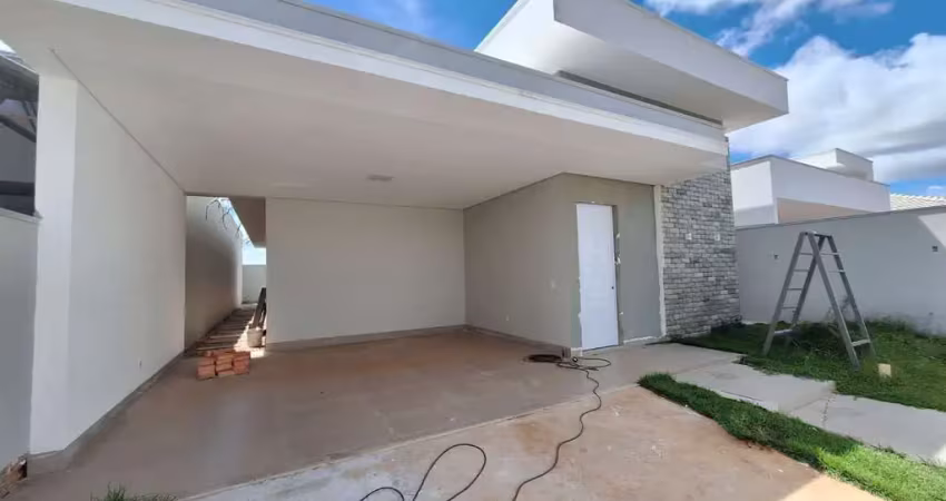 Casa com 3 quartos à venda na Rua 5, 8478, Jardim Morumbi, Sinop