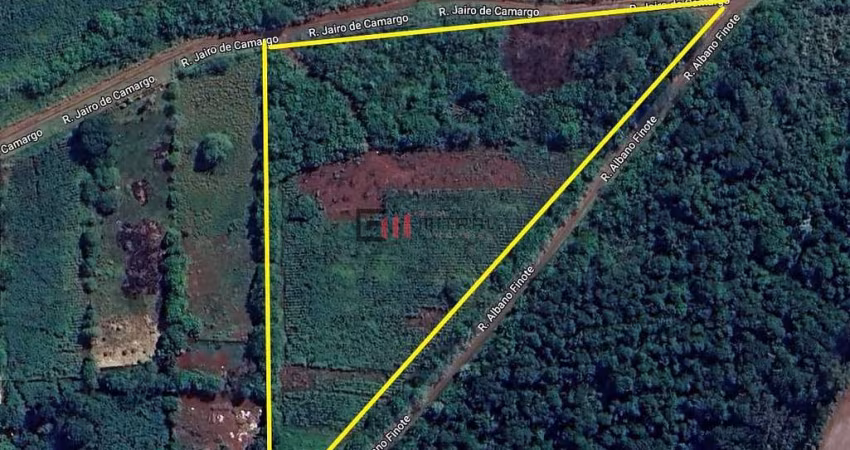TERRENO RESIDENCIAL (ZR 6) com 14.120 m2 à venda - R$. 700.000,00, entre as Ruas Albano Finotti e J