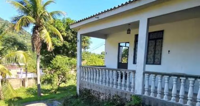 Casa com Quintal  à venda  -Muriqui -Mangaratiba-RJ