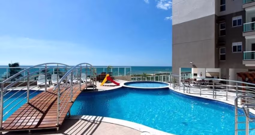 Localização privilegiada, apenas uma quadra do mar.