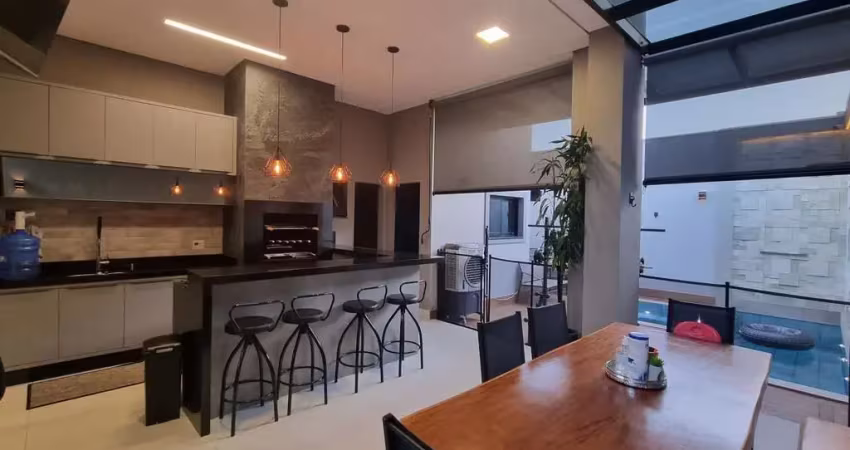 Casa em Condomínio para Venda em Várzea Grande, Petrópolis, 3 dormitórios, 3 suítes, 4 banheiros, 2 vagas