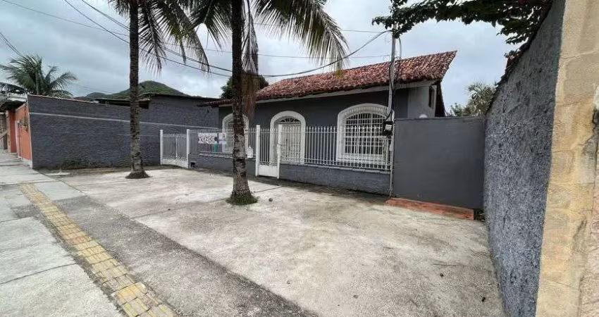 Casa para venda possui 150 metros quadrados com 3 quartos em Piratininga - Niterói - RJ