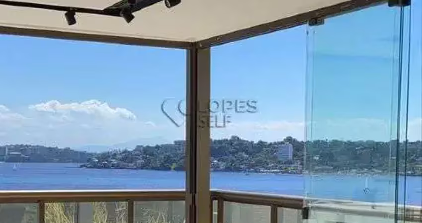 Cobertura para venda com 216 metros quadrados com 3 quartos em Charitas - Niterói - RJ