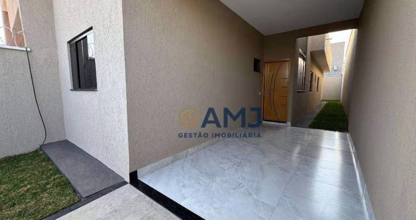 Casa com 3 dormitórios à venda, 110 m² por R$ 370.000,00 - Jardim dos Girassóis - Aparecida de Goiânia/GO