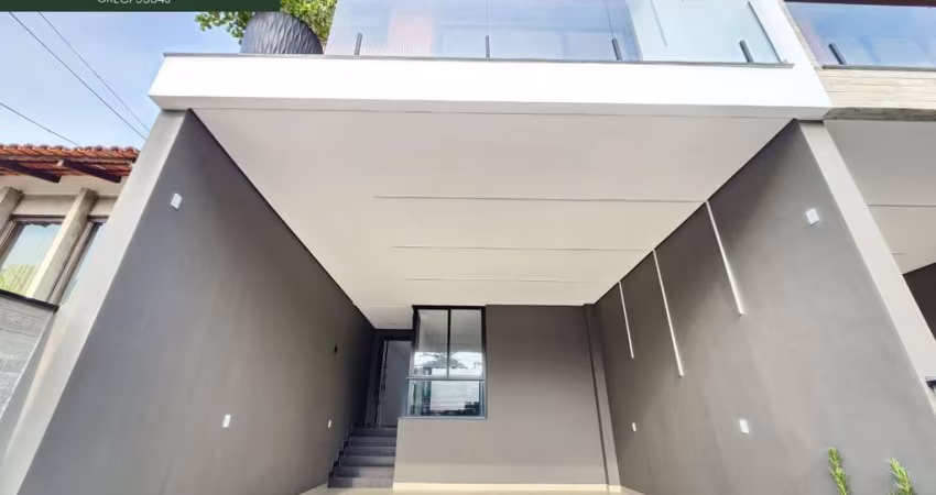 Sobrado à venda em Joinville-SC, Anita Garibaldi: 03 suítes, 02 salas, 4 vagas, 205,57m². Aproveite!