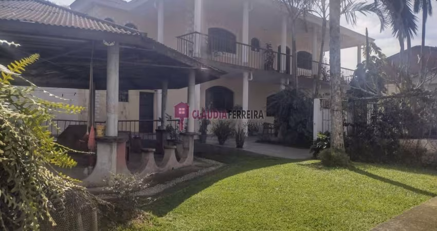 Sobrado Jardim Alviverde