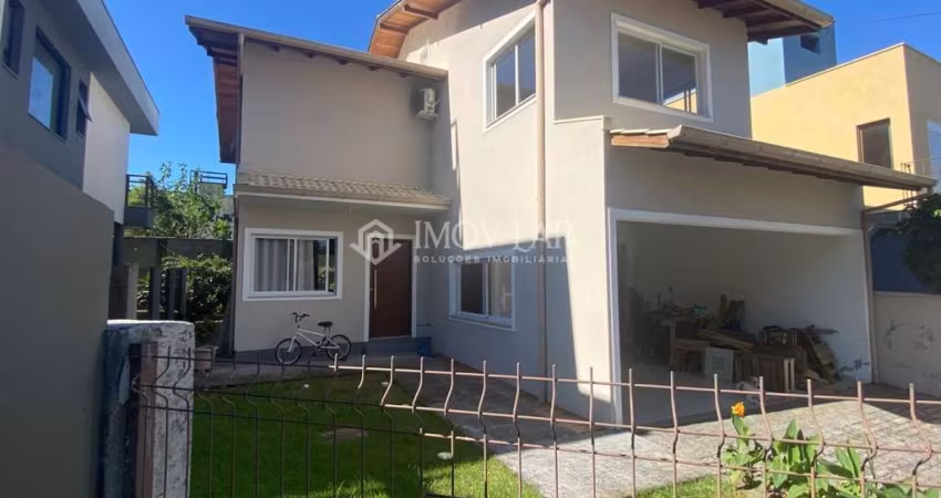 Casa para Venda em Florianópolis, Campeche, 4 dormitórios, 1 suíte, 3 banheiros, 2 vagas