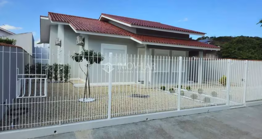 Casa para Venda em Santo Amaro da Imperatriz, São Francisco, 3 dormitórios, 1 suíte, 2 banheiros, 1 vaga